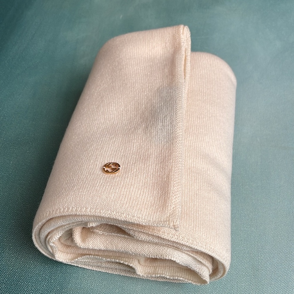 Authentic Gucci Large Cashmere Wrap Scarf Throw - Picture 13 of 15